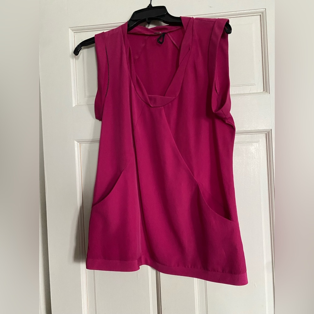 Elegant Pink Sleeveless Top by Guess